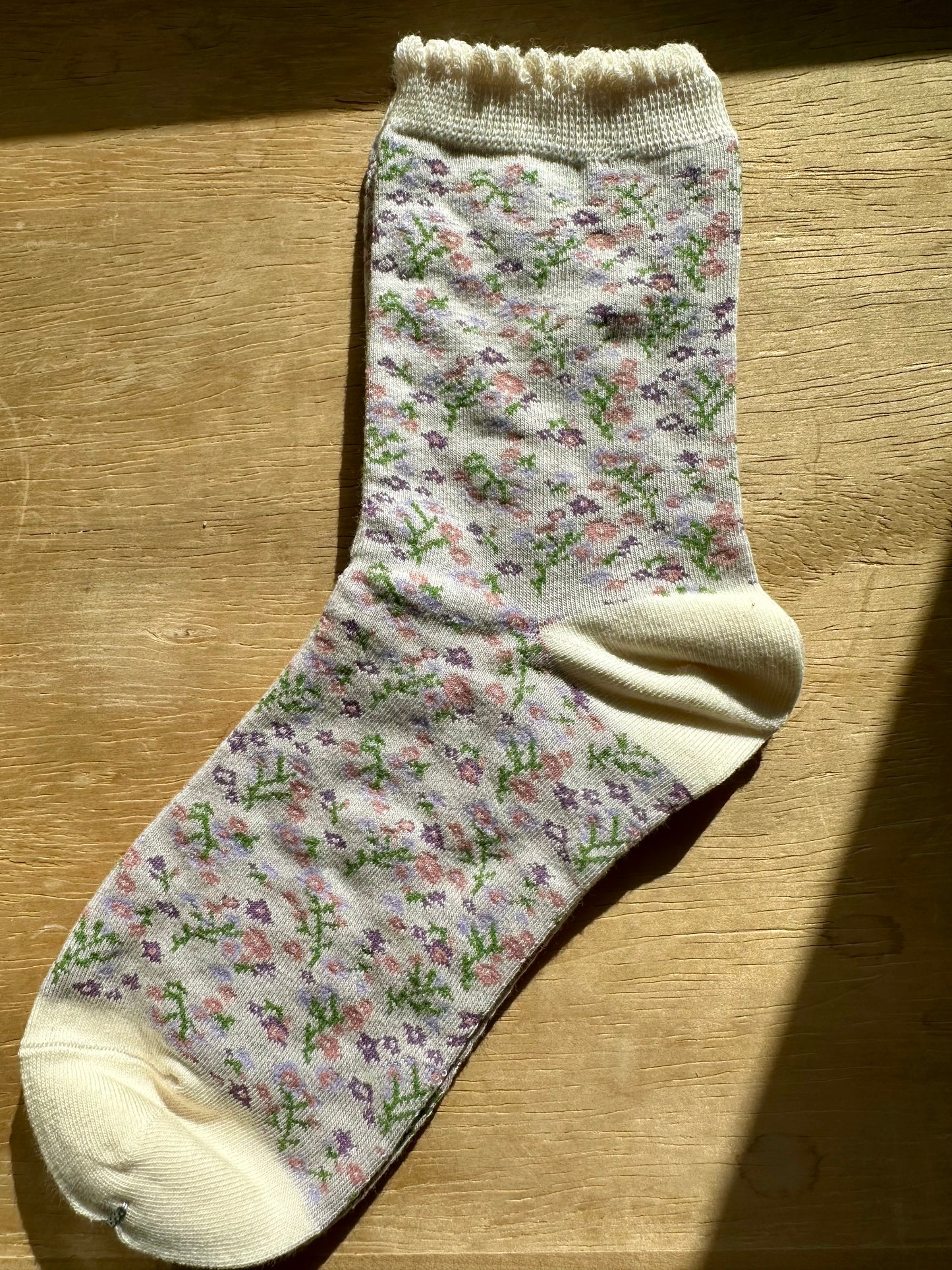 Darlin’ Flower Ruffle Socks