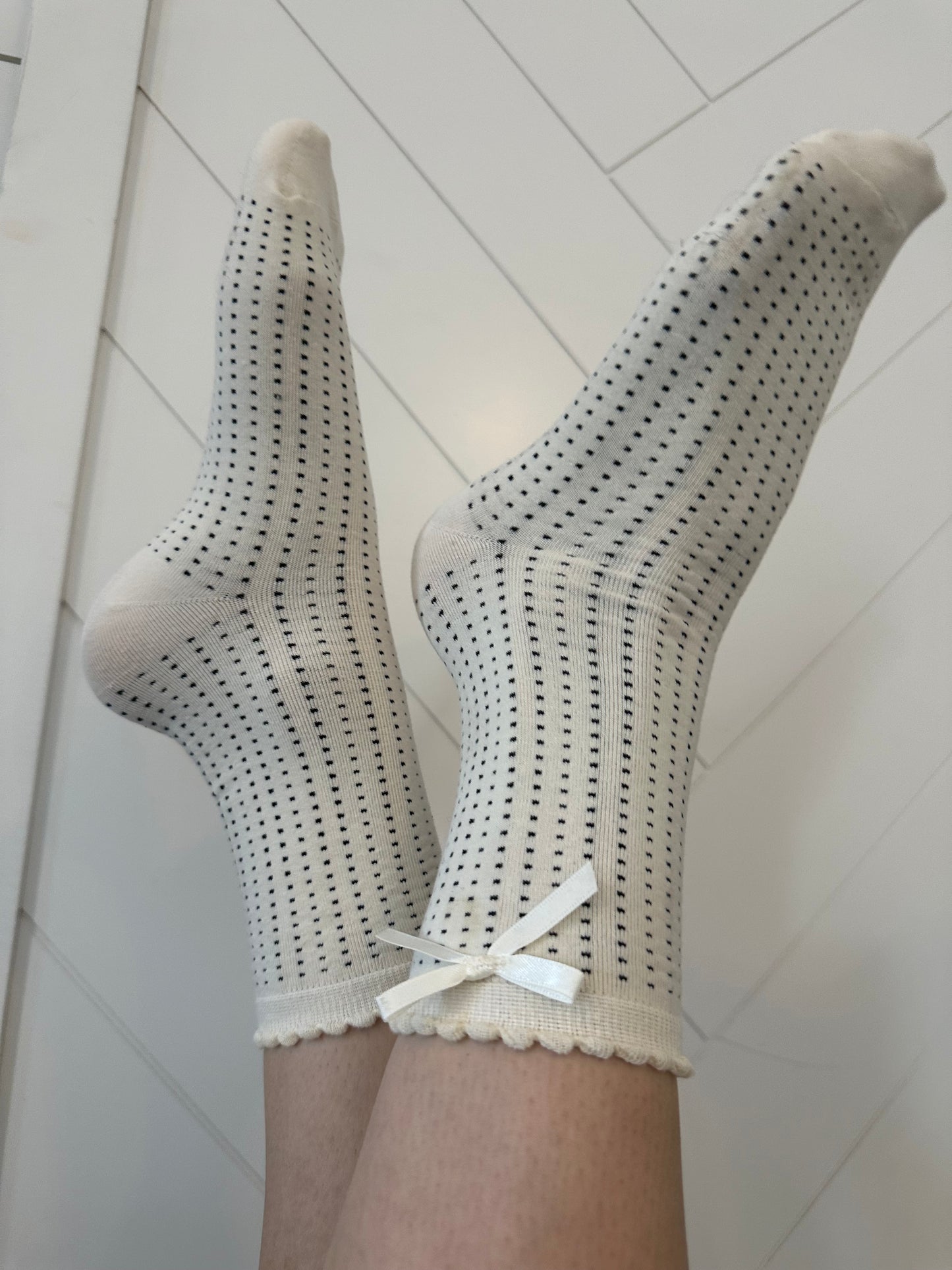 White Ruffle & Dot Socks